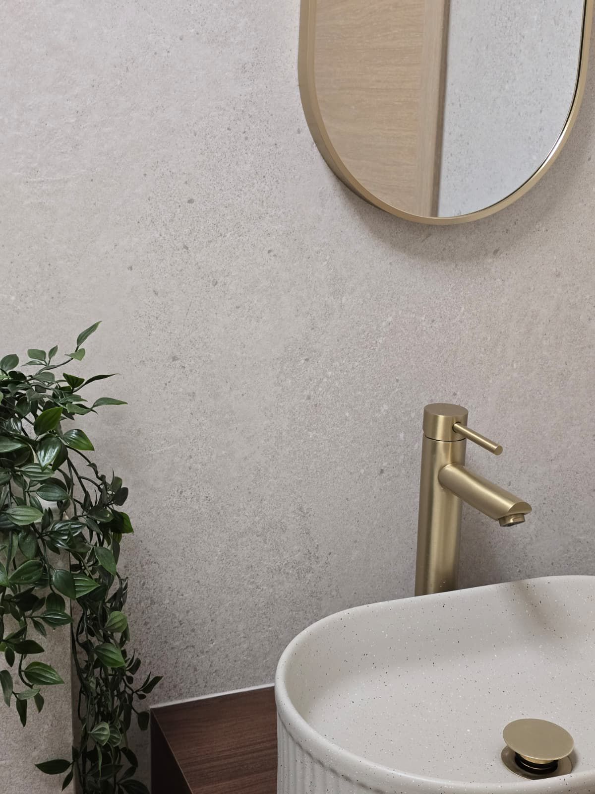 Instapklaar appartement te koop EPC-B en tuin