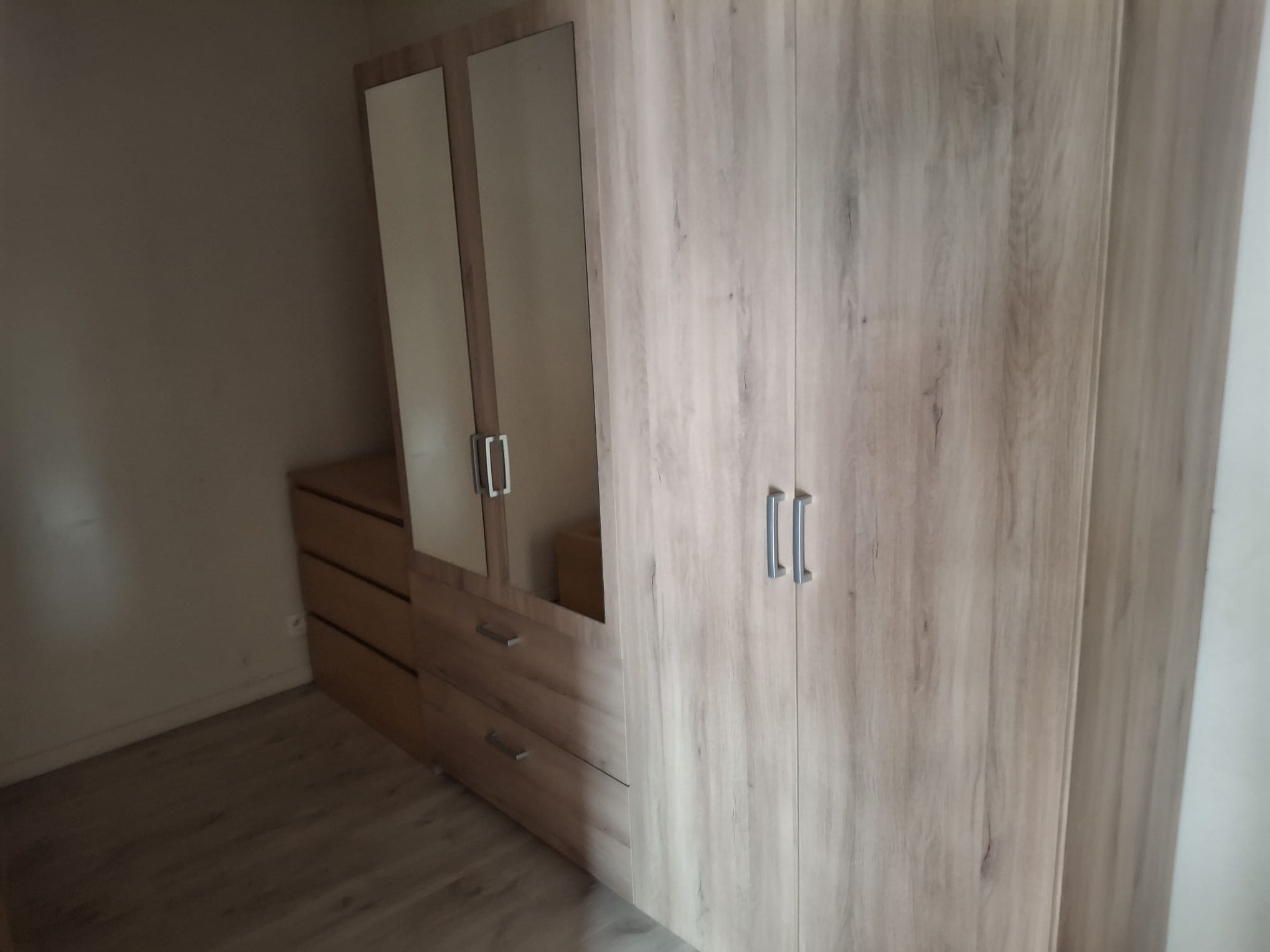 gelijkvloerse woning te huur in centrum van Nevele