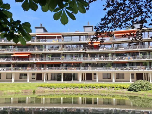 2 slp appartement met zonnig terras te koop te KAPELLEN