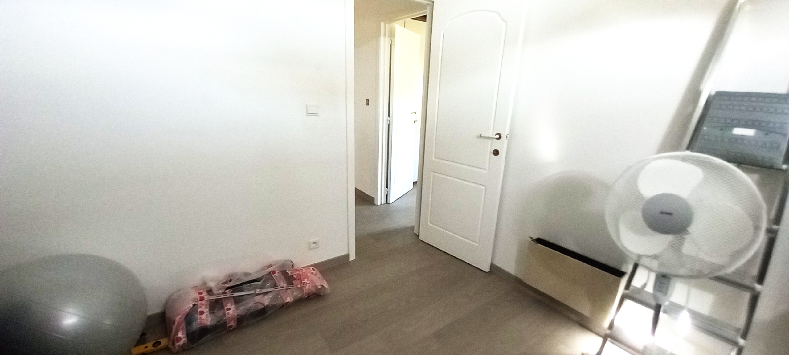 MOL RAUW VILLA TE KOOP 469.000 €