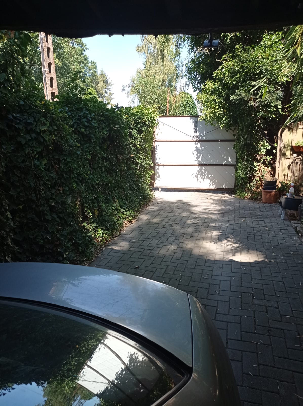 Charmante chalet in groene oase met garage en terras