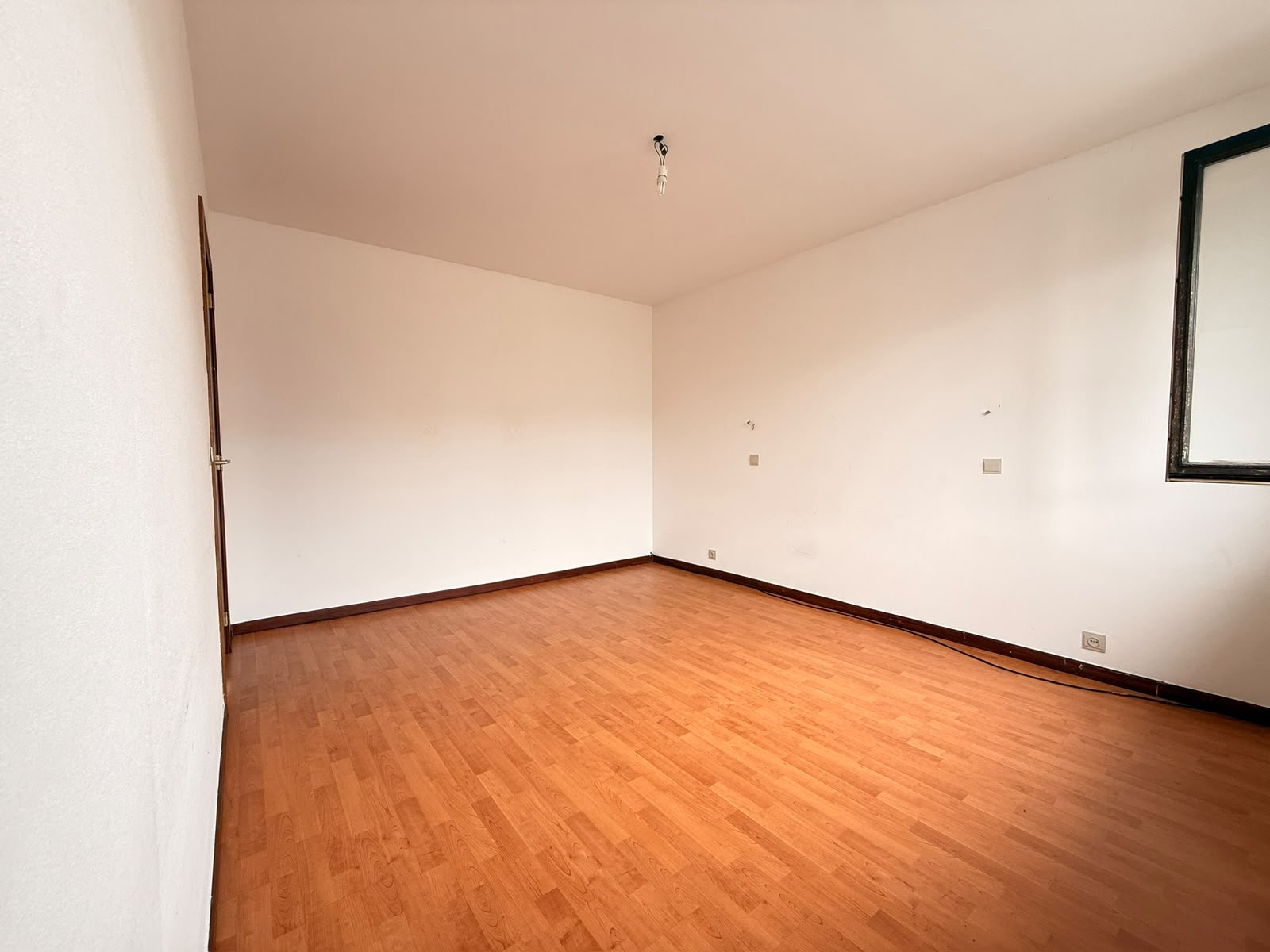 Appartement met 1 slaapkamer + bureau en zolder – Wezembeek-