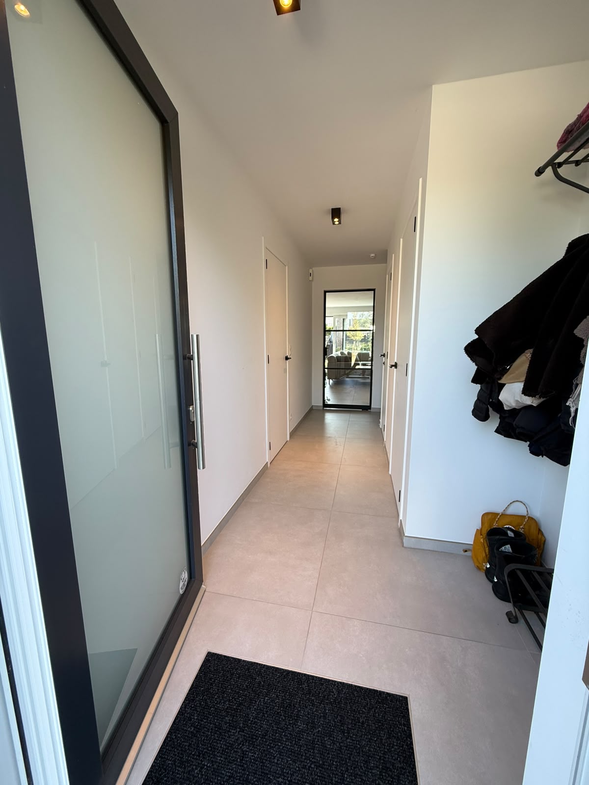 Te huur – Energiezuinige nieuwbouwwoning met zonrijke tuin