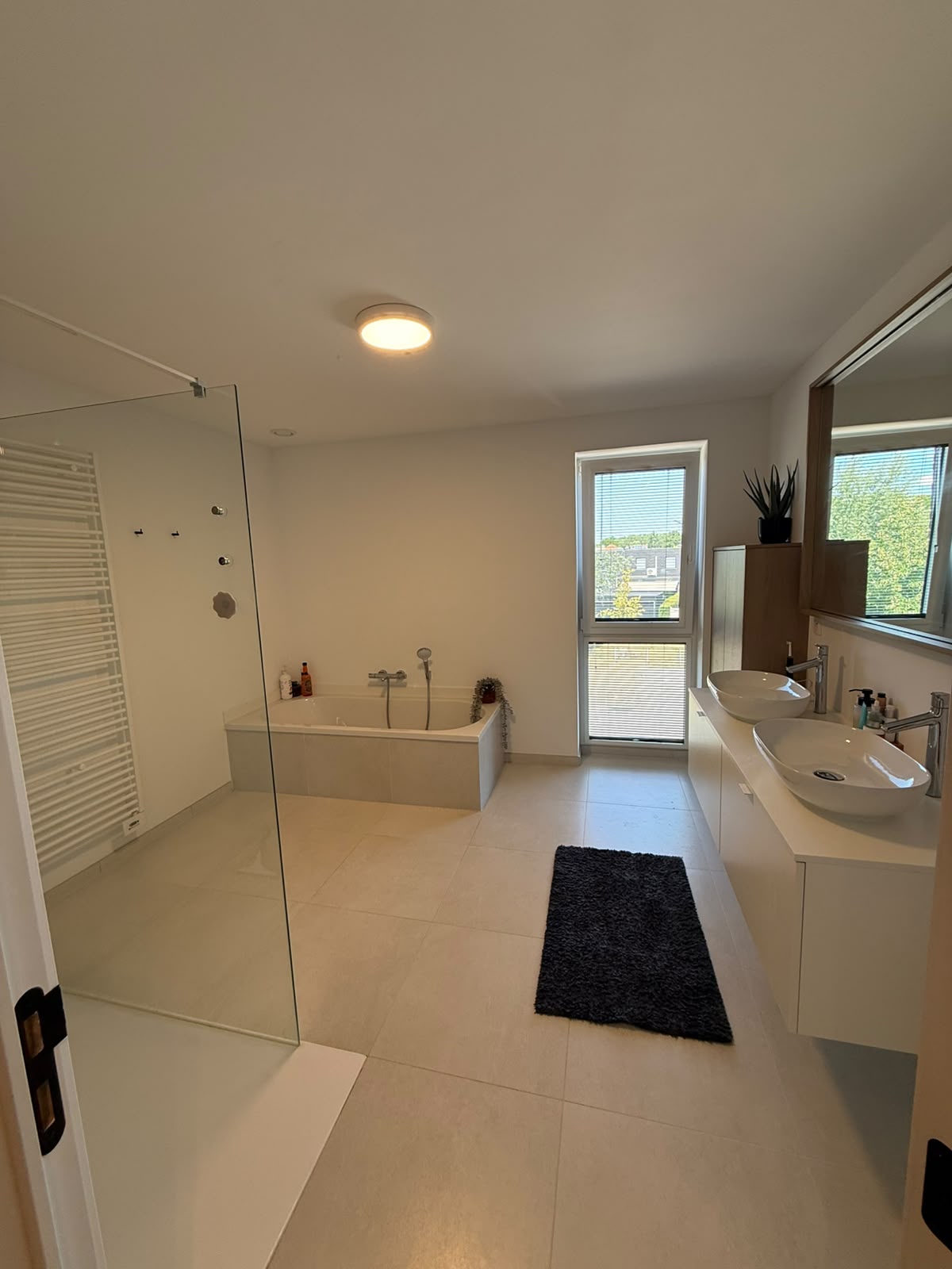 Te huur – Energiezuinige nieuwbouwwoning met zonrijke tuin