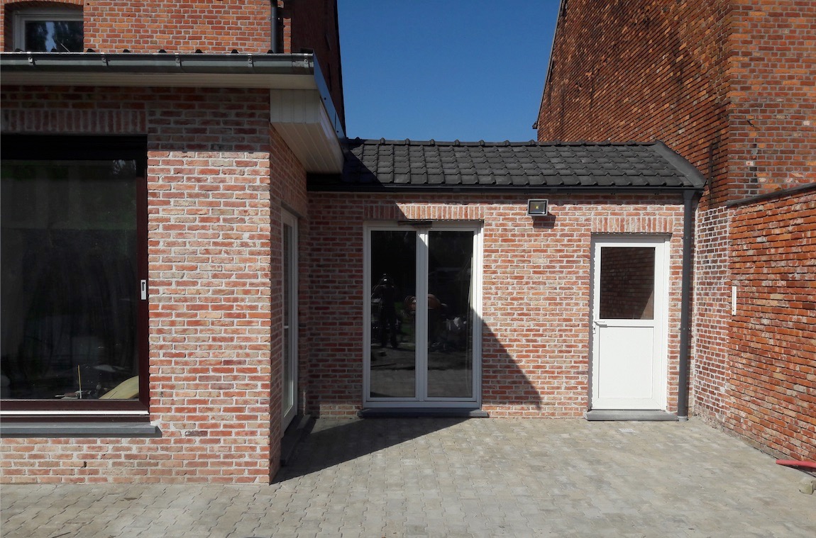 Instapklare gezinswoning met tuin te koop te Buggenhout