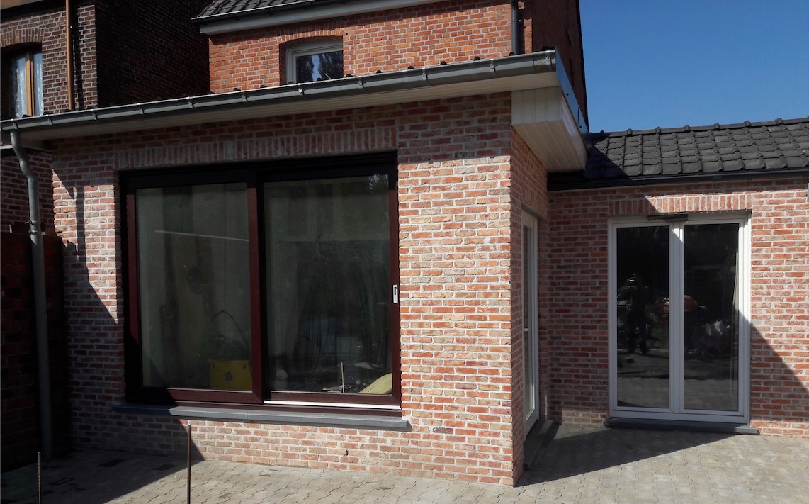 Instapklare gezinswoning met tuin te koop te Buggenhout