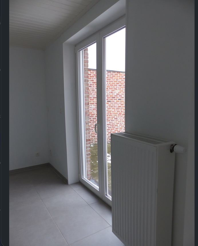 Instapklare gezinswoning met tuin te koop te Buggenhout