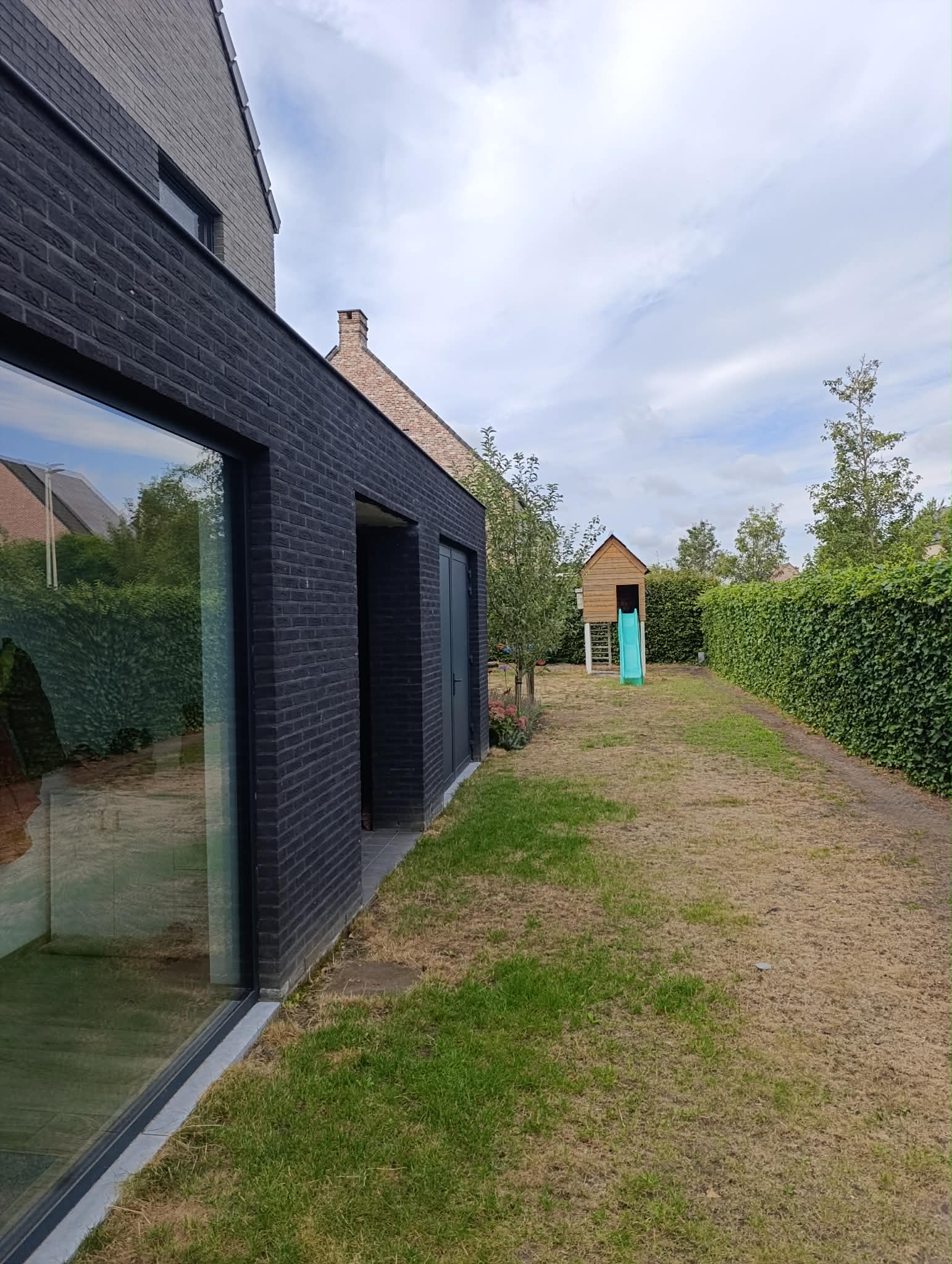 Huis te koop op centrale ligging in Melsele