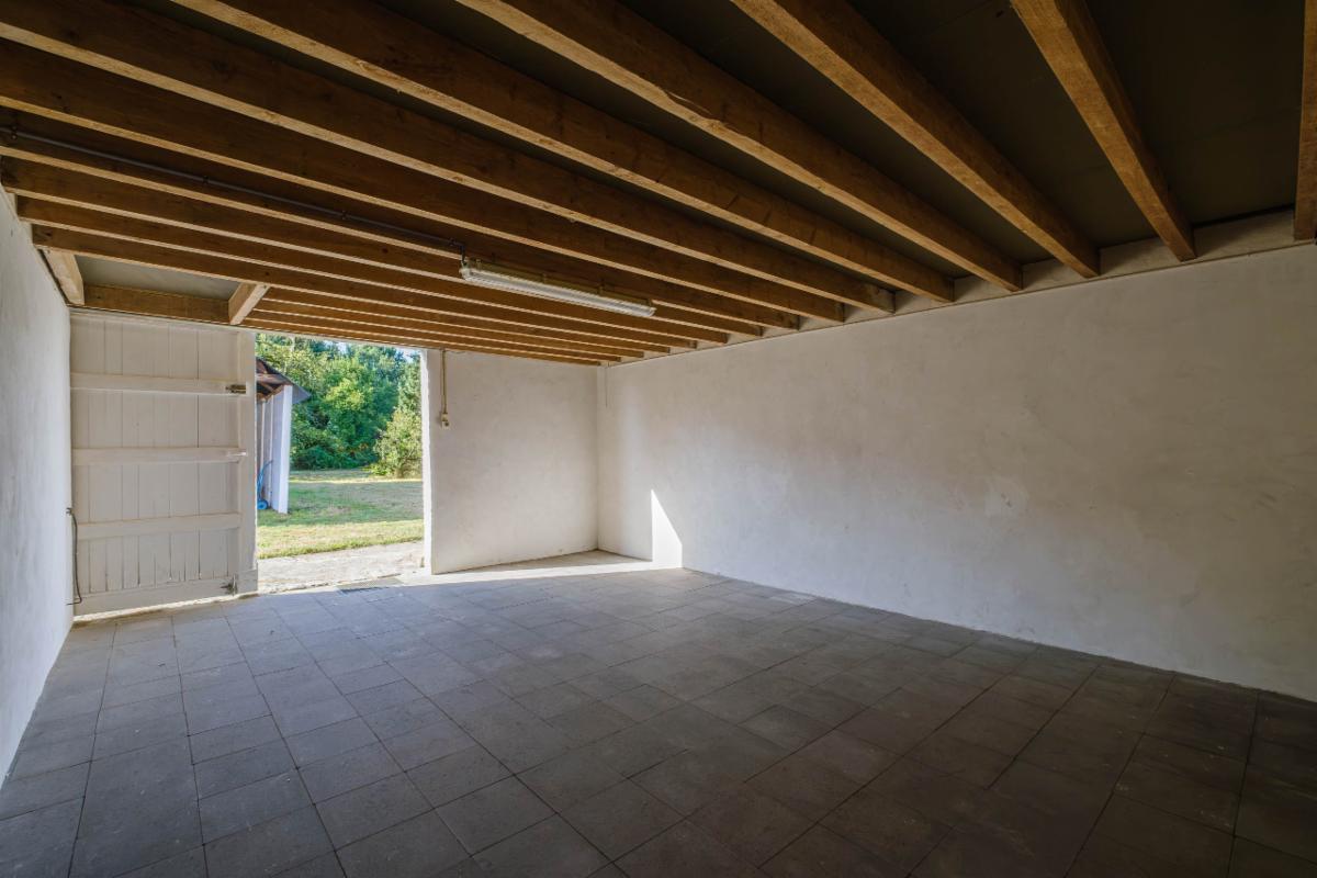 Rustig gelegen te renoveren hoeve te Nijlen te koop