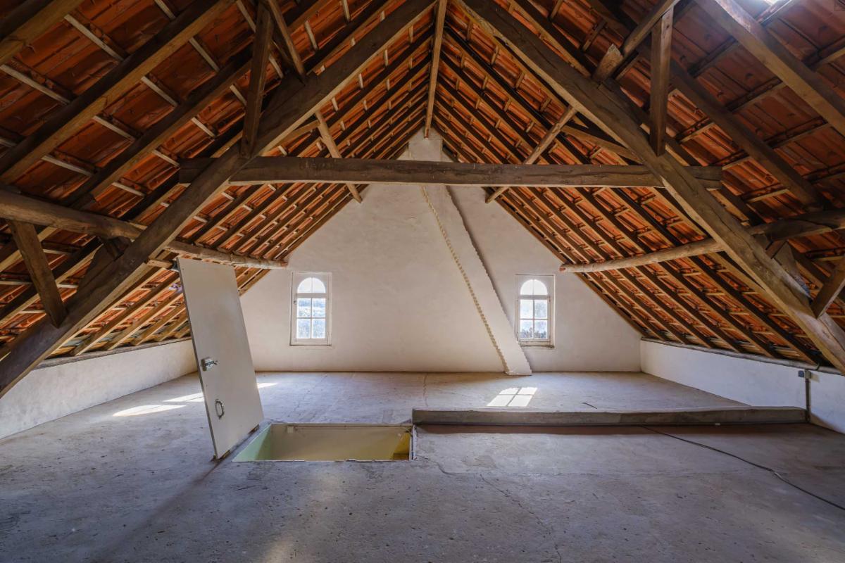 Rustig gelegen te renoveren hoeve te Nijlen te koop