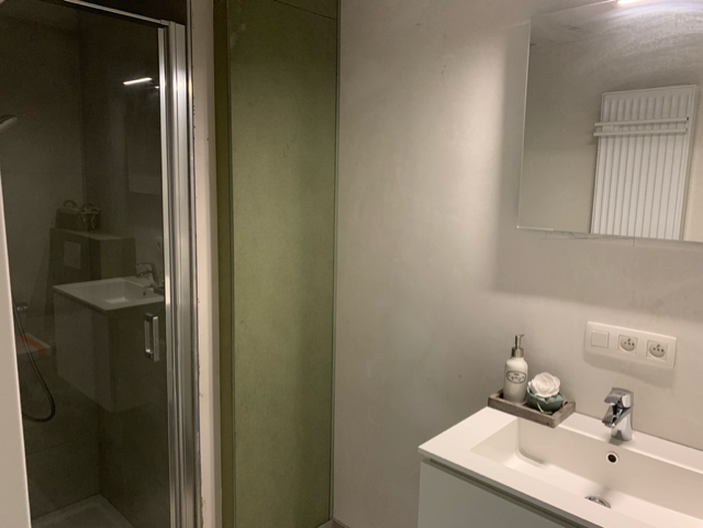 Lichtrijk 2-slaapkamerappartement met zuidgericht balkon