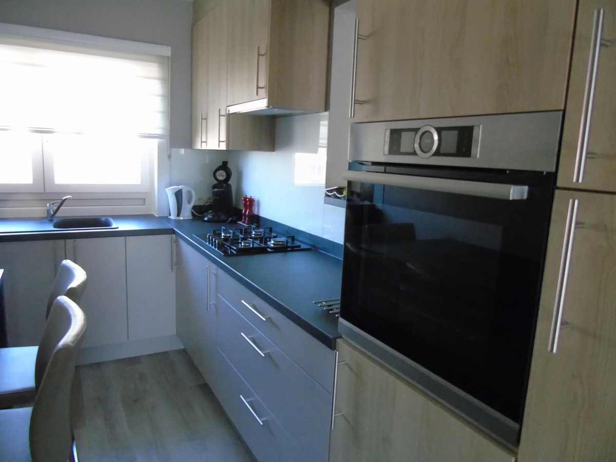 Ruim en volledig gerenoveerd appartement