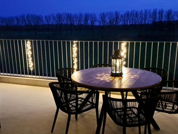 Appartement bovenste verdiep. 2 slpk. adembenemend uitzicht.