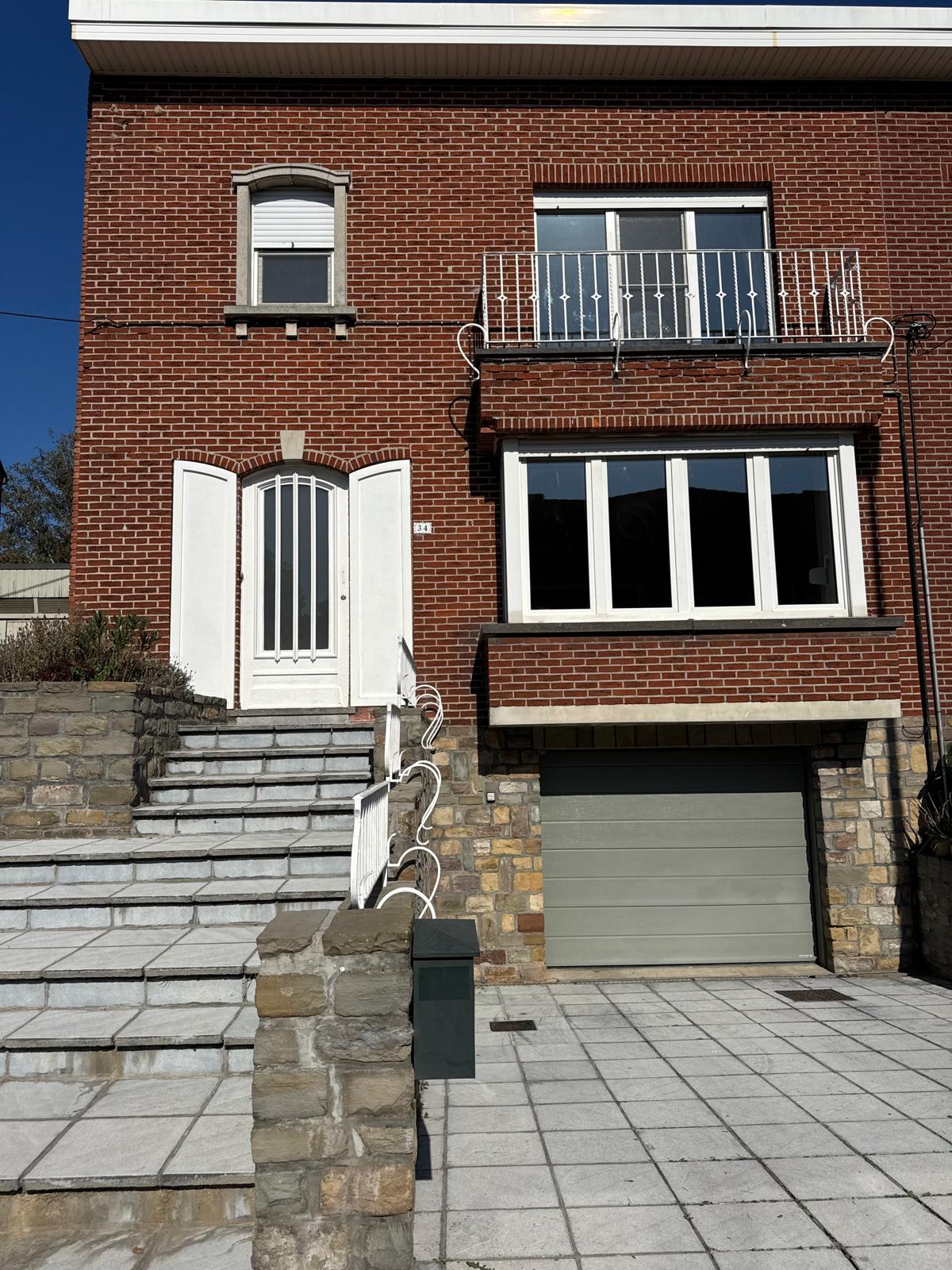 WhatsApp Image 2026-10-04 at 20.09.09 Halfopen woning met 3 slpk., garage & diepe tuin Mechelen