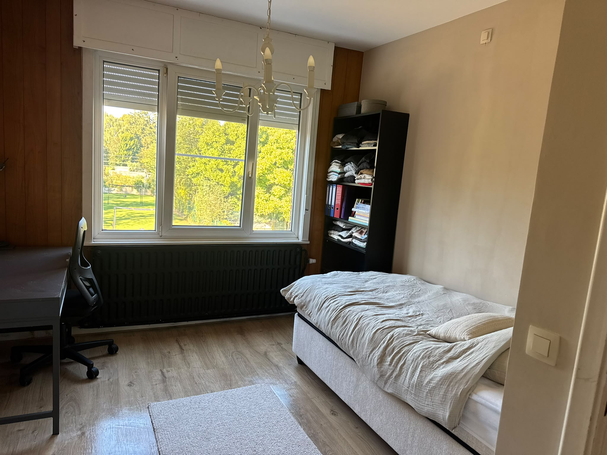 Halfopen woning met 3 slpk., garage & diepe tuin Mechelen