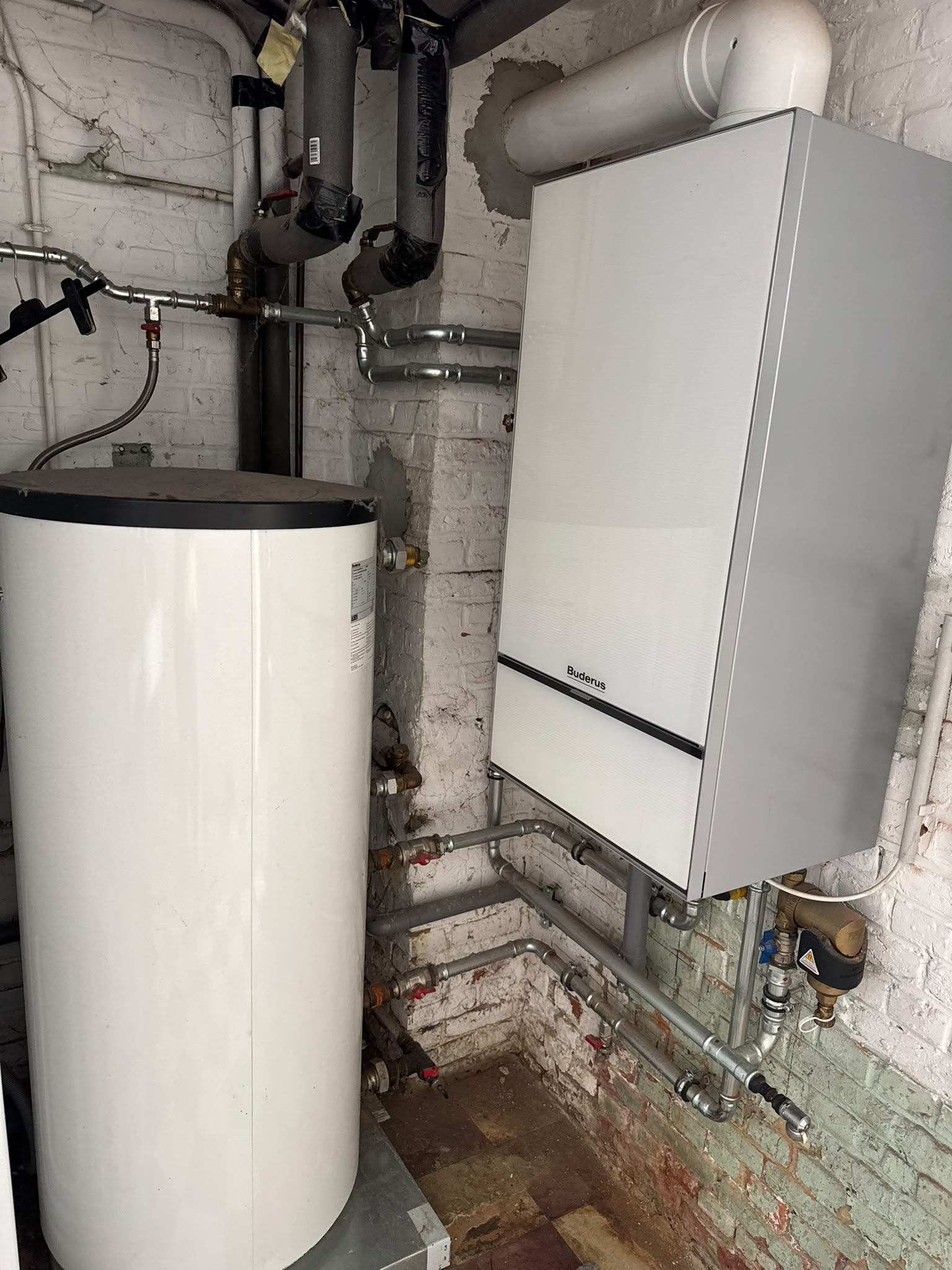 Halfopen woning met 3 slpk., garage & diepe tuin Mechelen